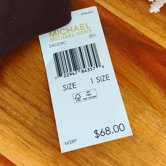 Michael Kors 🔥 NWT 🔥 Brown Cap With Logo Leather Accents On The Brim. - Picture 3 of 9